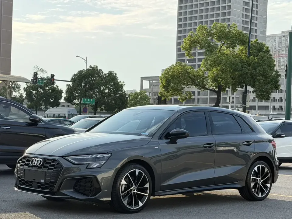 Audi A3 Audi A3 2022 Sportback 35 TFSI Stylish and sporty 2022 — photo 1, buy with delivery to Moscow