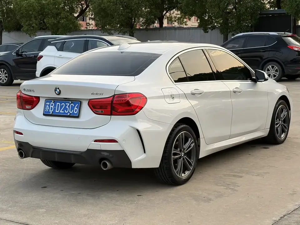 BMW 1 Series BMW 1 Series 2021 Modified 120i M Sport 2022 — thumbnail 2