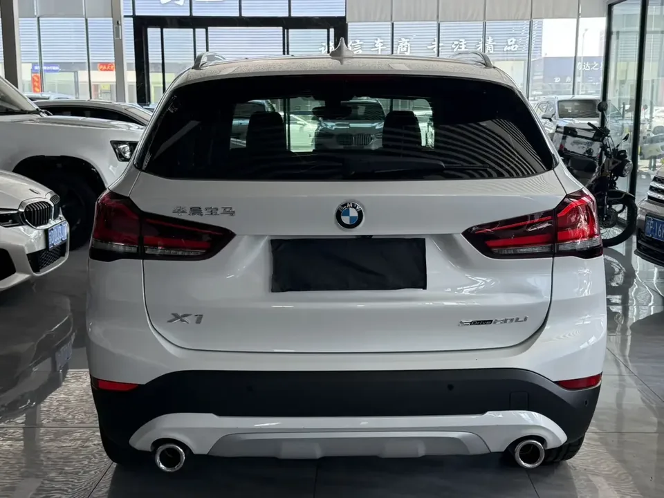 BMW X1 BMW X1 2022 sDrive20Li Fashion 2022 — thumbnail 2