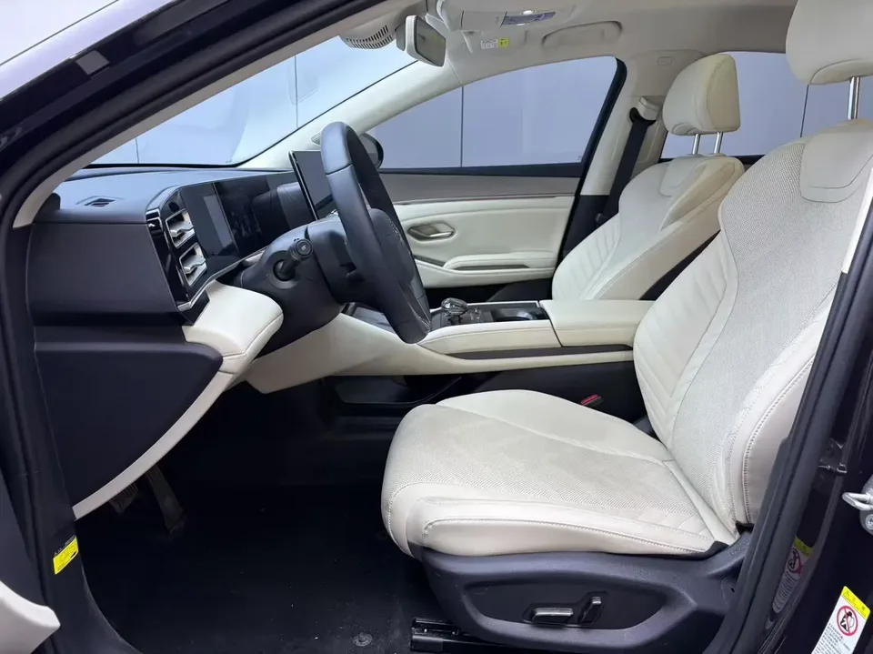 BYD Qin L DM Qin L DM 2024 DM-i 120KM Excellence 2024 — миниатюра 4