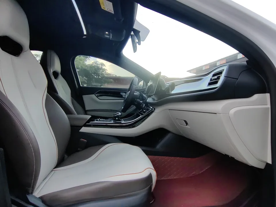 BYD Qin PLUS DM Qin PLUS DM 2023 DM-i Champion Edition 120KM Leading Type 2024 — thumbnail 4