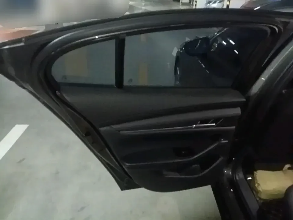 Mazda Axela Mazda3 Angkesela 2023 2.0L Automatic Premium Edition 2023 — thumbnail 5