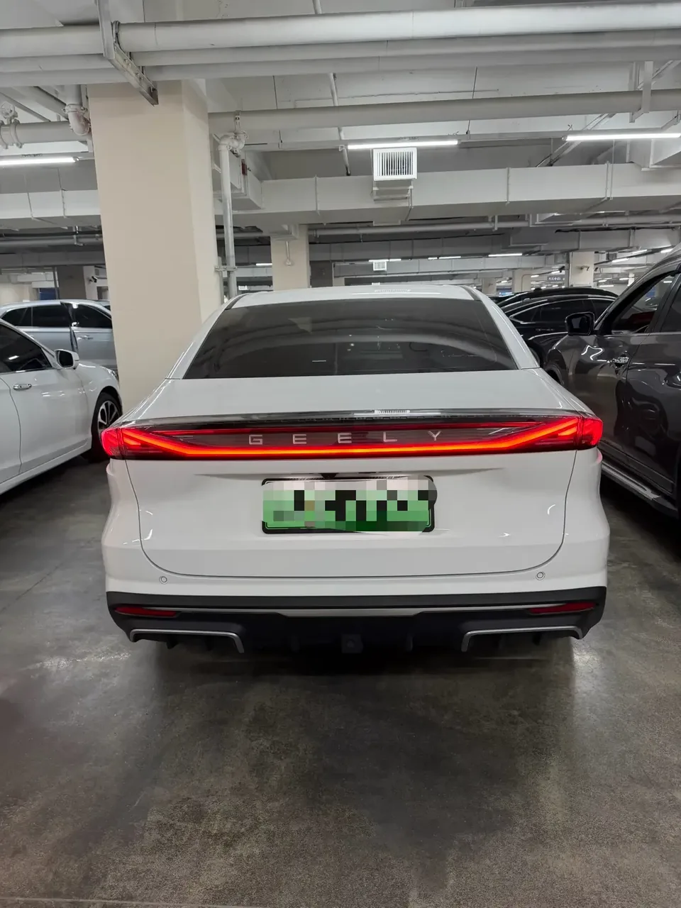 Geely Galaxy L6 Galaxy L6 2023 1.5T DHT 125km Starship 2024 — thumbnail 4