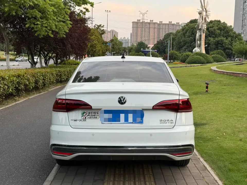 Volkswagen Bora Bora 2023 200TSI DSG Intelligent Driving Edition 2022 — thumbnail 5