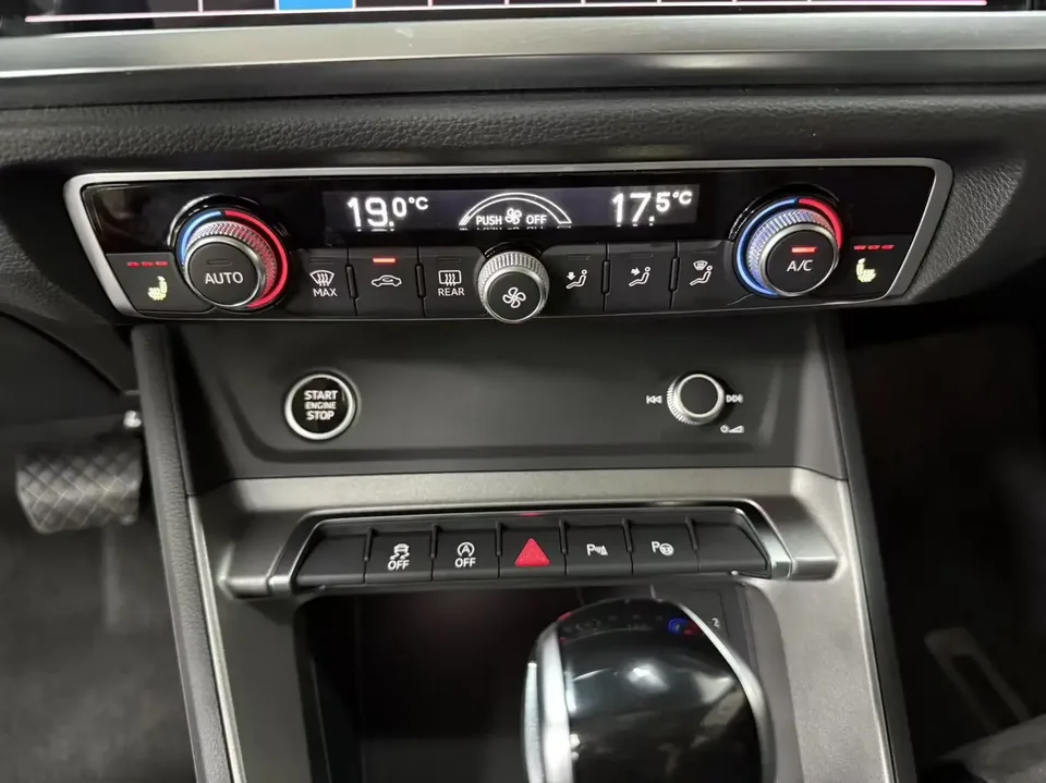 Audi Q3 Audi Q3 2022 35 TFSI Stylish Dynamic 2022 — thumbnail 3
