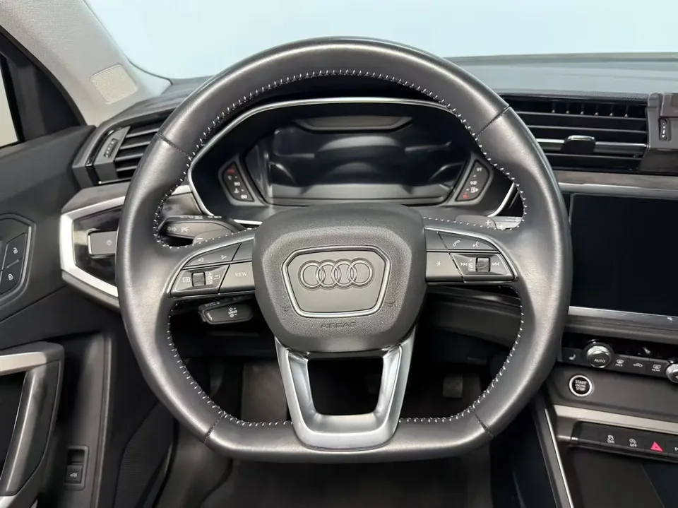 Audi Q3 Audi Q3 2022 35 TFSI Stylish Dynamic 2022 — thumbnail 4