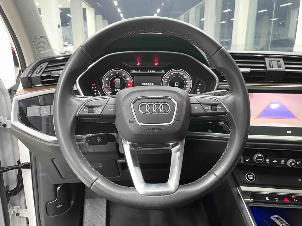 Audi Q3 Audi Q3 2022 35 TFSI Stylish and Elegant 2022 — thumbnail 5