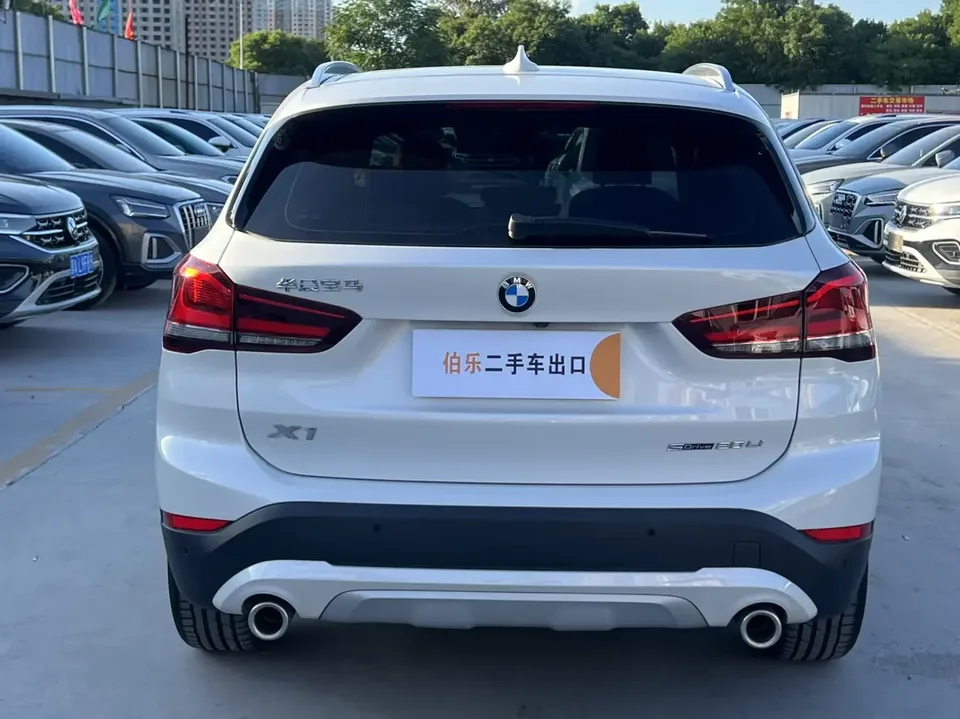BMW X1 BMW X1 2022 sDrive20Li Fashion 2022 — thumbnail 2
