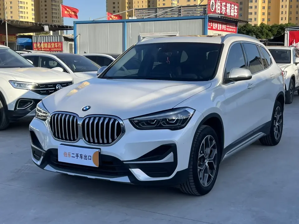 BMW X1 BMW X1 2022 sDrive20Li Fashion 2022 — photo 1, buy with delivery to Moscow