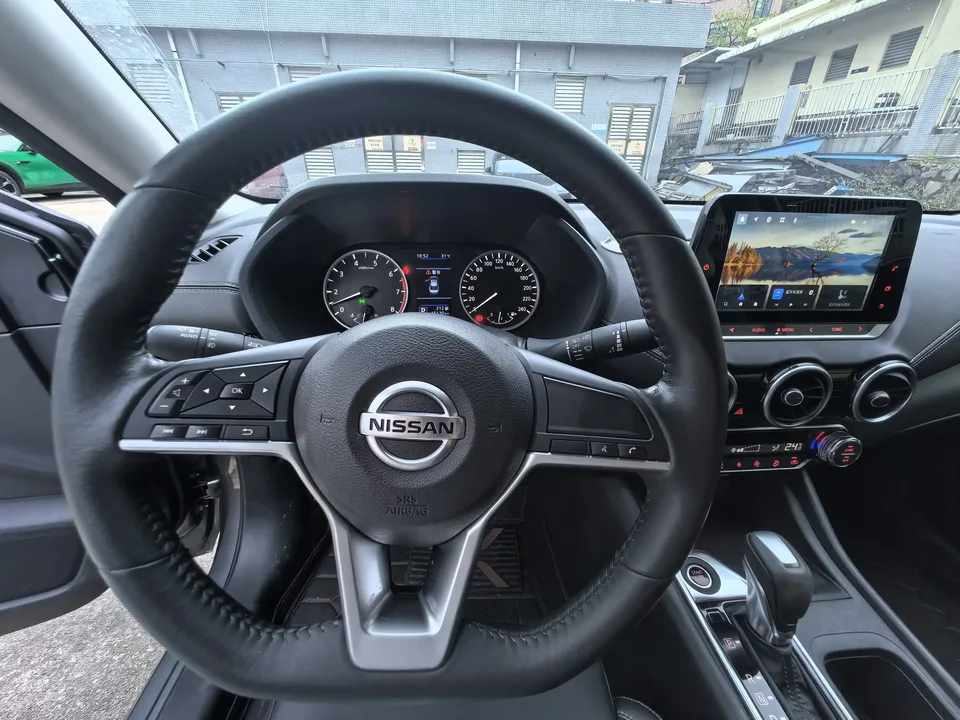 Nissan Sylphy Sylphy 2022 1.6L XL CVT Enjoy Edition 2023 — thumbnail 4
