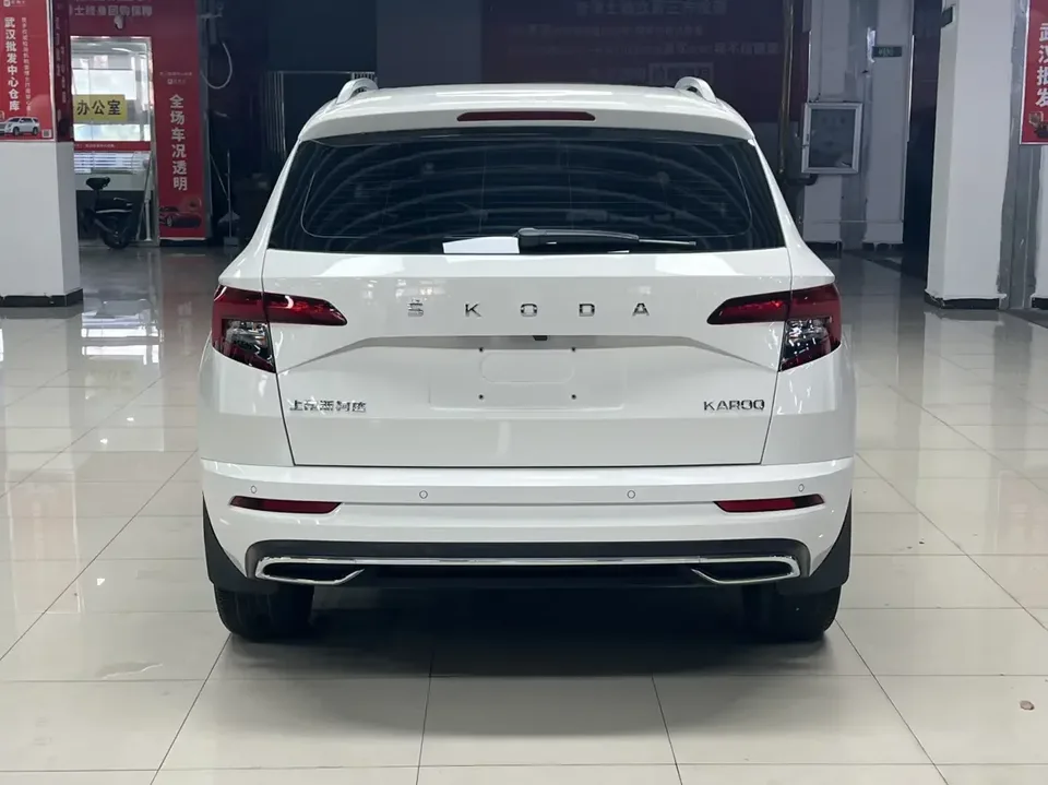 Skoda Karoq Korok 2022 TSI280 Deluxe 2022 — thumbnail 2