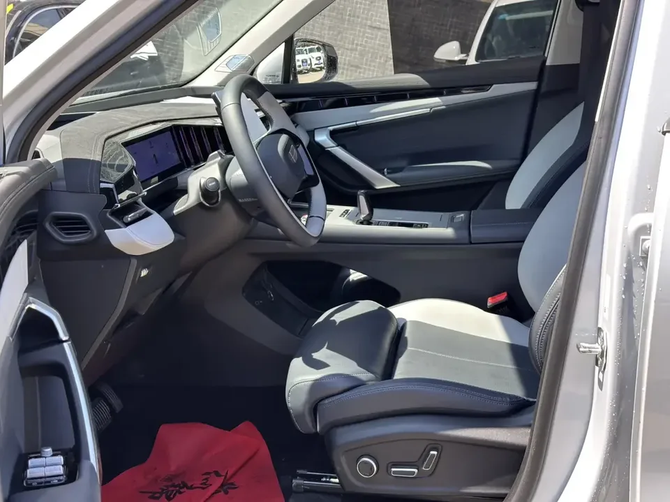 Geely Atlas L Boyue L 2024 1.5TD DCT Ultimate Edition 2024 — thumbnail 5