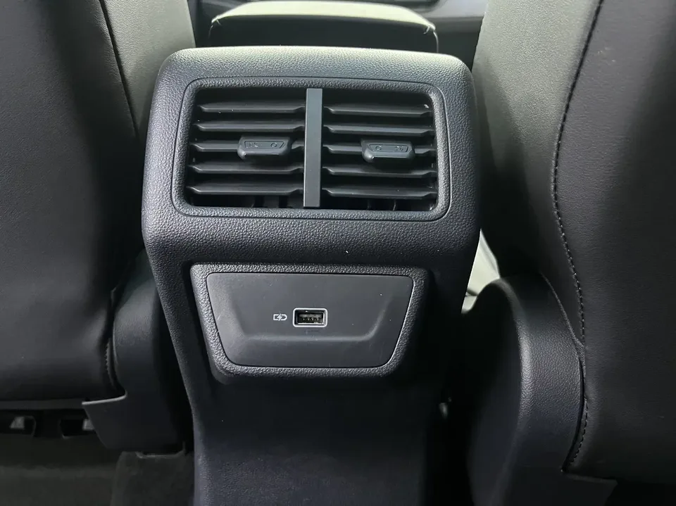 Jetta VS7 Jetta VS7 2023 280TSI Automatic High Gloss Enjoyment Edition 2023 — thumbnail 3