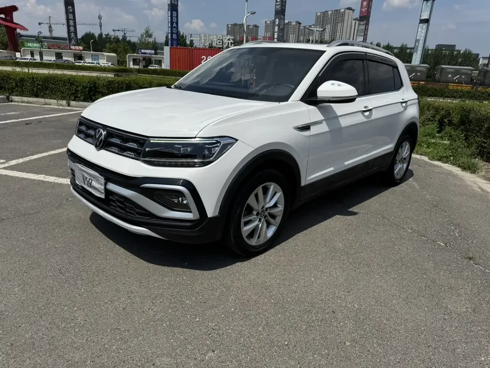 Volkswagen Tu Kai Tu Kai 2022 1.5L Automatic Comfort Edition 2022 — photo 1, buy with delivery to Moscow