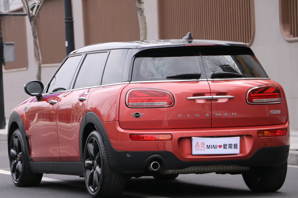 MINI Clubman MINI CLUBMAN 2022 1.5T COOPER Connoisseur 2022 — thumbnail 2