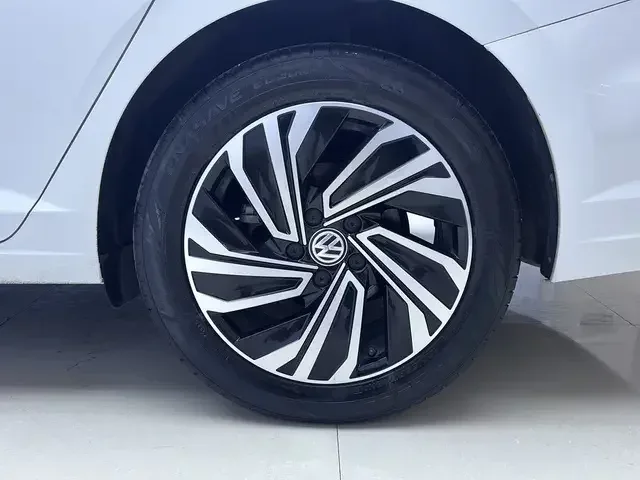 Volkswagen Sagitar Sagitar 2022 280TSI DSG Flying Edition 2022 — миниатюра 3