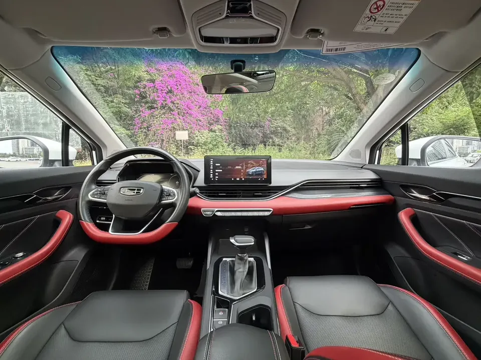Geely Emgrand S Emgrand S 2021 1.4T CVT Premium 2022 — thumbnail 5