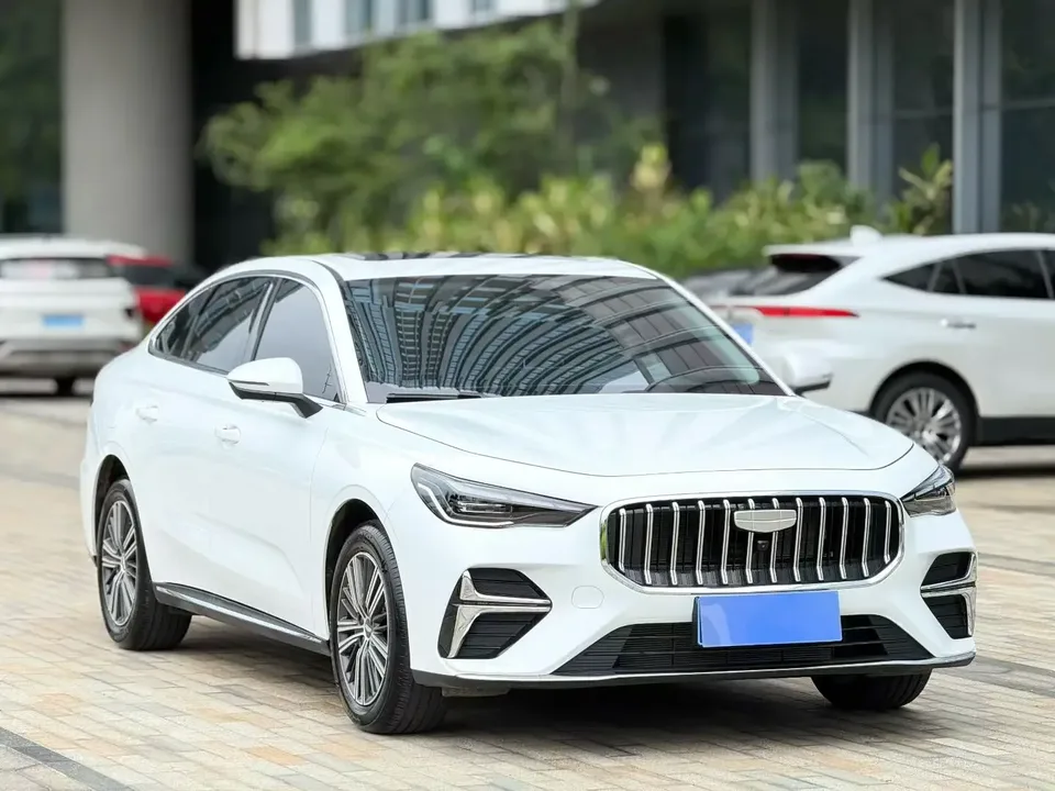 Geely Emgrand emgrand 2026 5th Generation 1.5L CVT Premium 2026 — thumbnail 3