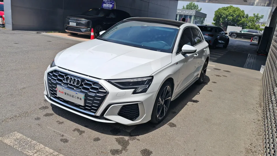 Audi A3 Audi A3 2024 Sportback 35 TFSI Stylish and sporty 2024 — photo 1, buy with delivery to Moscow