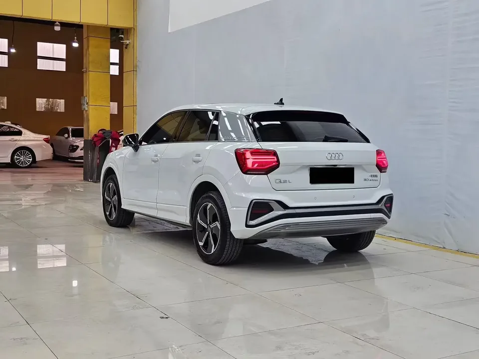 Audi Q2L e-tron Audi Q2L e-tron 2022 Pure electric intelligent enjoyment type 2023 — миниатюра 4
