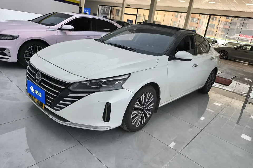 Nissan Altima Sound of nature 2022 2.0L XL-TLS Enjoy Edition 2023 — photo 1, buy with delivery to Moscow