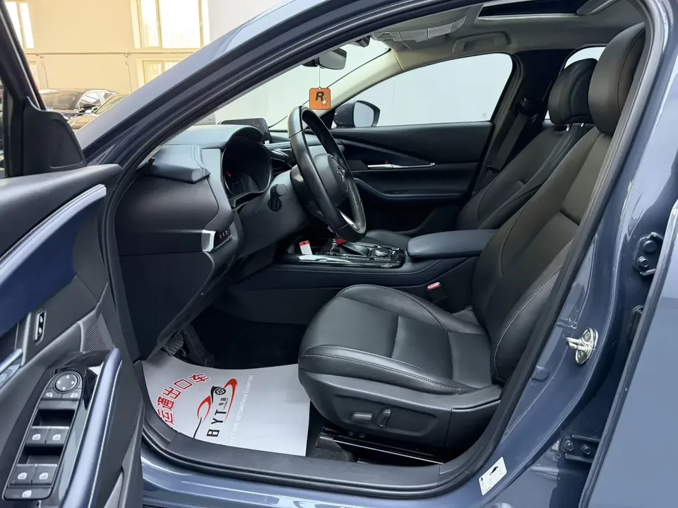 Mazda CX-30 Mazda CX-30 2022 2.0L Automatic Elegant Edition 2022 — thumbnail 5