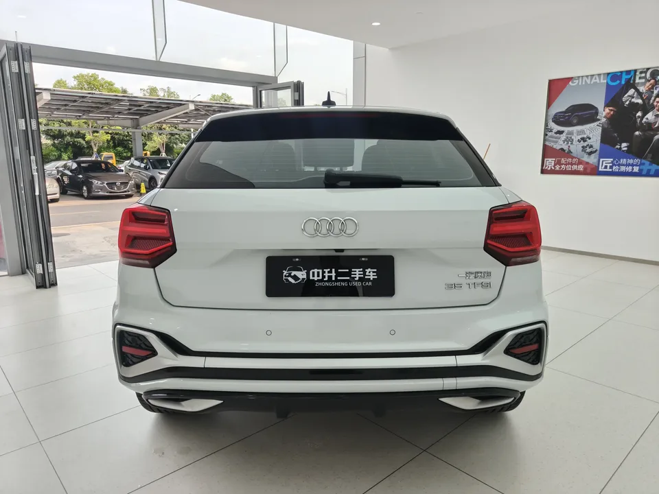 Audi Q2L Audi Q2L 2024 35 TFSI Stylish Dynamic 2024 — thumbnail 2