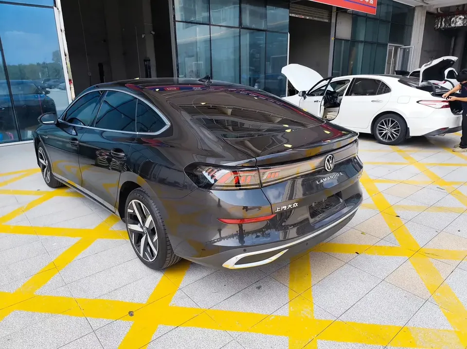 Volkswagen Lamando Lingdu 2024 Lingdu L 280TSI DSG Cool Edition 2024 — thumbnail 4