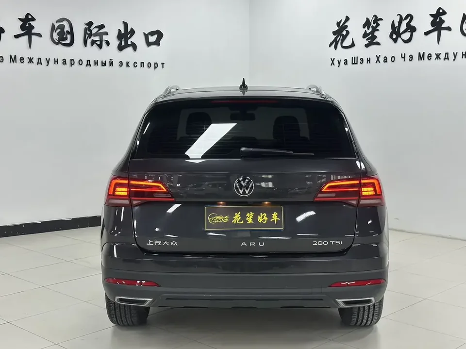Volkswagen Tharu tuyue 2022 280TSI 2WD Deluxe Edition 2022 — thumbnail 2