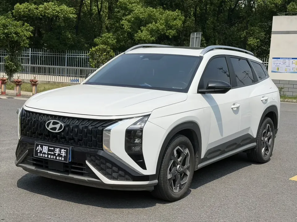 Hyundai ix35 Hyundai ix35 2023 MUSA 2.0L Premium Edition LUX 2024 — photo 1, buy with delivery to Moscow