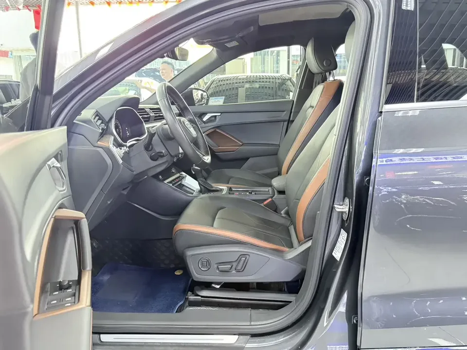 Audi Q3 Audi Q3 2022 35 TFSI Stylish Dynamic 2023 — thumbnail 3