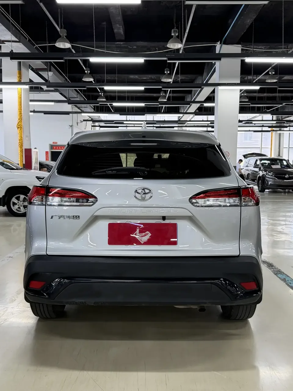 Toyota Frontlander Fenglanda 2023 2.0L CVT Leading Edition 2024 — thumbnail 2