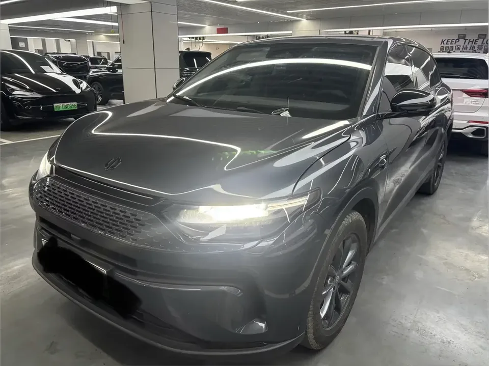 Leapmotor Zero running C11 Zero running C11 2023 Extended Range 180 Comfort Edition 2023 — photo 1, buy with delivery to Moscow