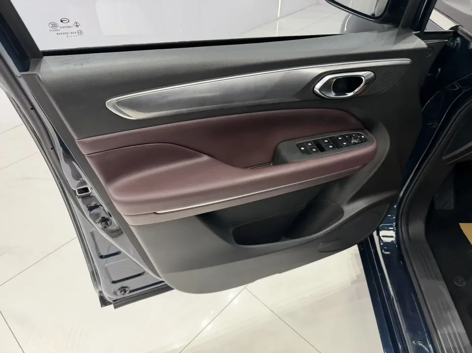 GAC Trumpchi M6 Trumpchi M6 2021 Pro 270T AT Deluxe 2022 — thumbnail 3