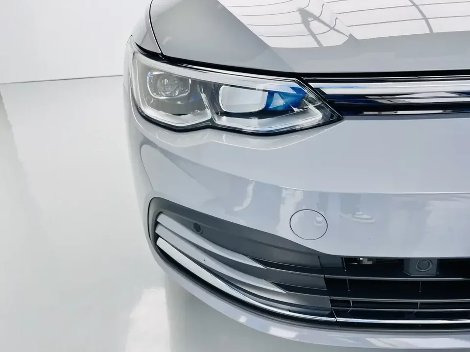 Volkswagen Golf golf 2023 280TSI DSG Pro facelift 2024 — thumbnail 3