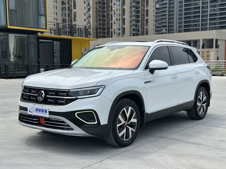 Volkswagen Tayron Tanyue 2023 280TSI 2WD Luxury Plus Advanced Edition 2023 — photo 1, buy with delivery to Moscow