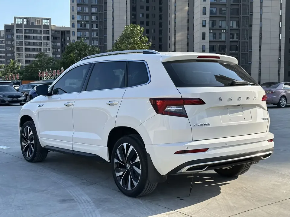Skoda Karoq Korok 2022 TSI280 Deluxe 2022 — thumbnail 2