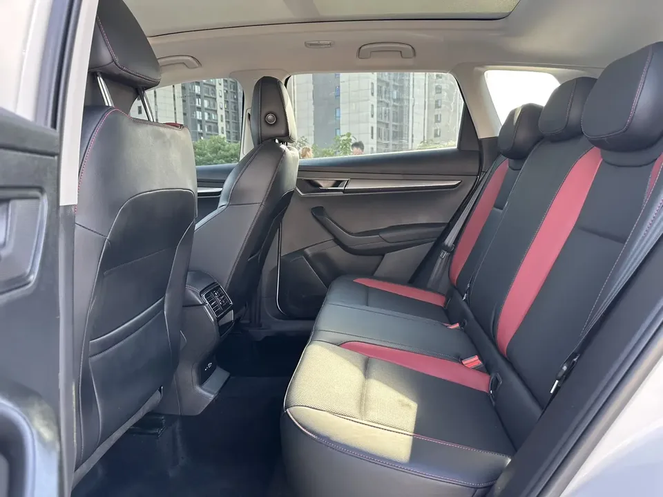 Skoda Karoq Korok 2022 TSI280 Deluxe 2022 — thumbnail 5
