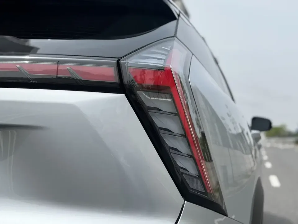 Geely Atlas L Boyue L 2024 1.5TD DCT Premium Edition 2024 — thumbnail 3