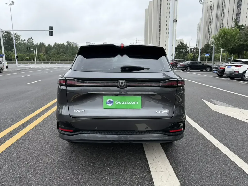 Changan CS75PLUS Changan CS75 PLUS 2025 The fourth generation 1.5T New Blue Whale Smart Premium 2024 — thumbnail 2
