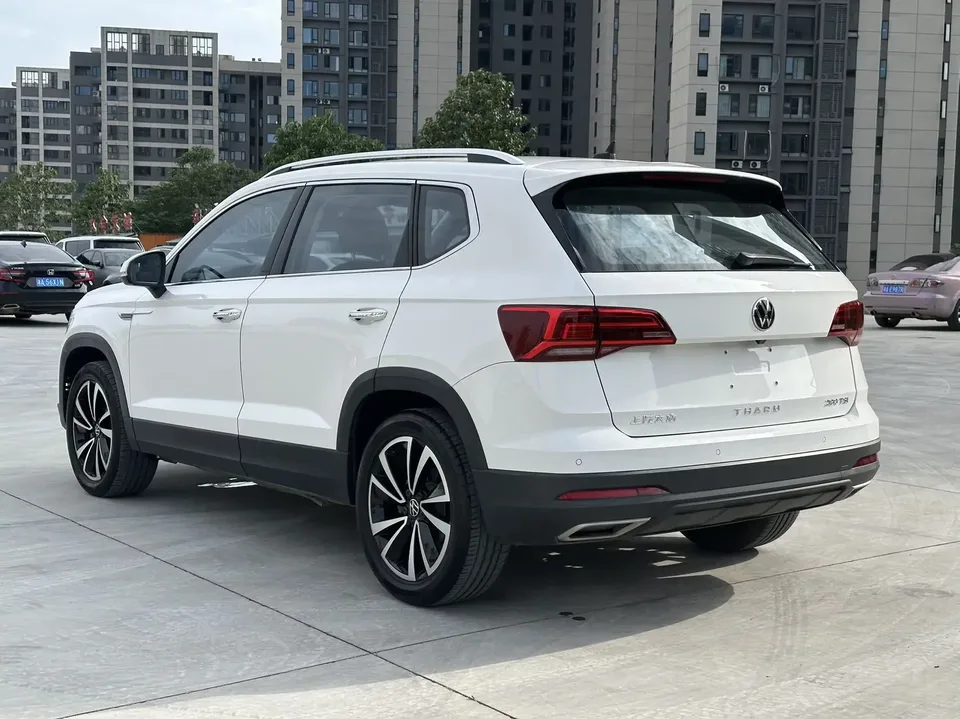 Volkswagen Tharu tuyue 2022 280TSI 2WD Deluxe Edition 2022 — thumbnail 2