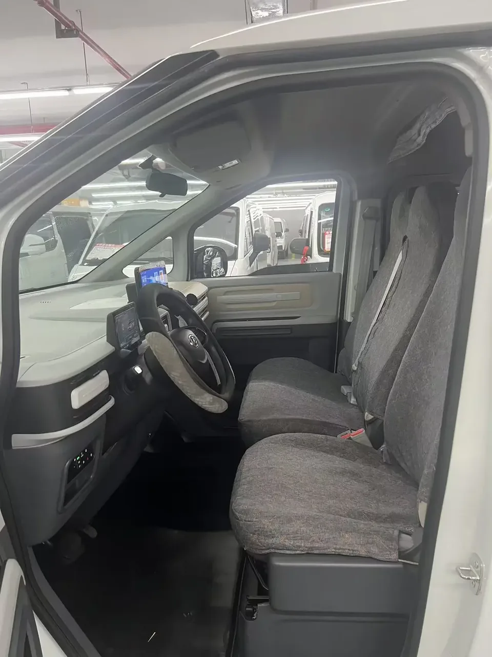 Datong Dana V1 Dana V1 2025 V1 short-axle low-top multi-function version 42kWh 2025 — thumbnail 4