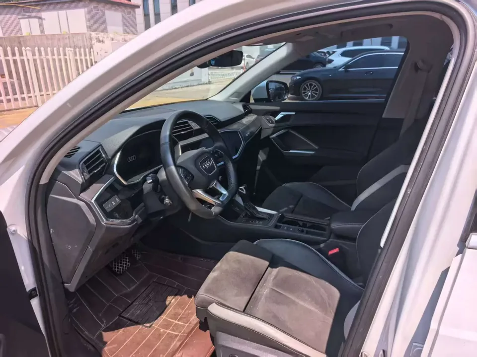 Audi Q3 Audi Q3 2023 35 TFSI Stylish Dynamic 2023 — thumbnail 3