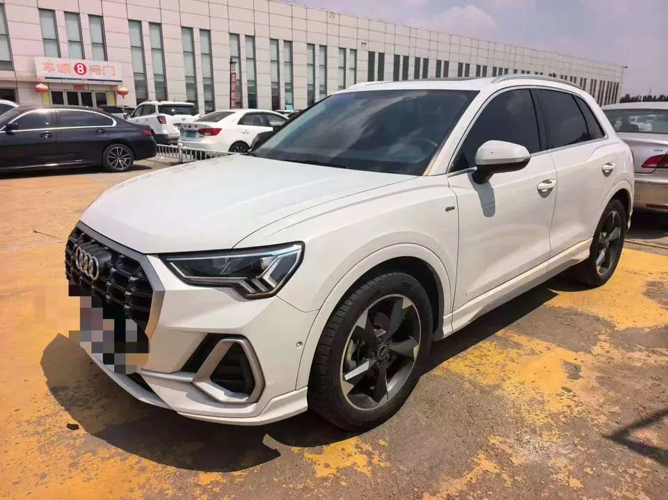 Audi Q3 Audi Q3 2023 35 TFSI Stylish Dynamic 2023 — photo 1, buy with delivery to Moscow