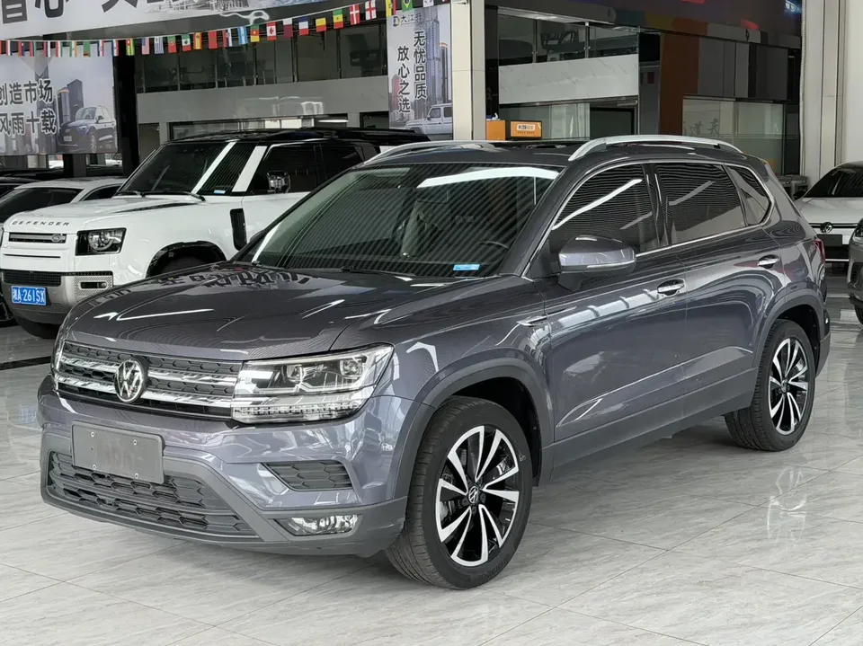 Volkswagen Tharu tuyue 2022 280TSI 2WD Deluxe Edition 2022 — photo 1, buy with delivery to Moscow