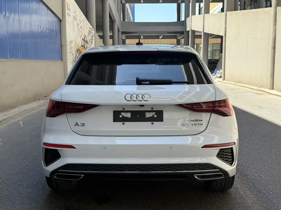 Audi A3 Audi A3 2023 Sportback 35 TFSI Stylish and sporty 2023 — thumbnail 2