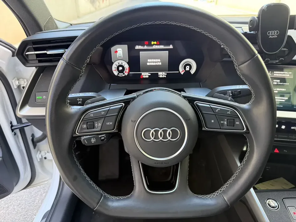 Audi A3 Audi A3 2023 Sportback 35 TFSI Stylish and sporty 2023 — thumbnail 5