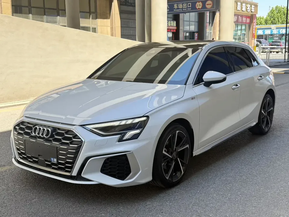 Audi A3 Audi A3 2023 Sportback 35 TFSI Stylish and sporty 2023 — photo 1, buy with delivery to Moscow