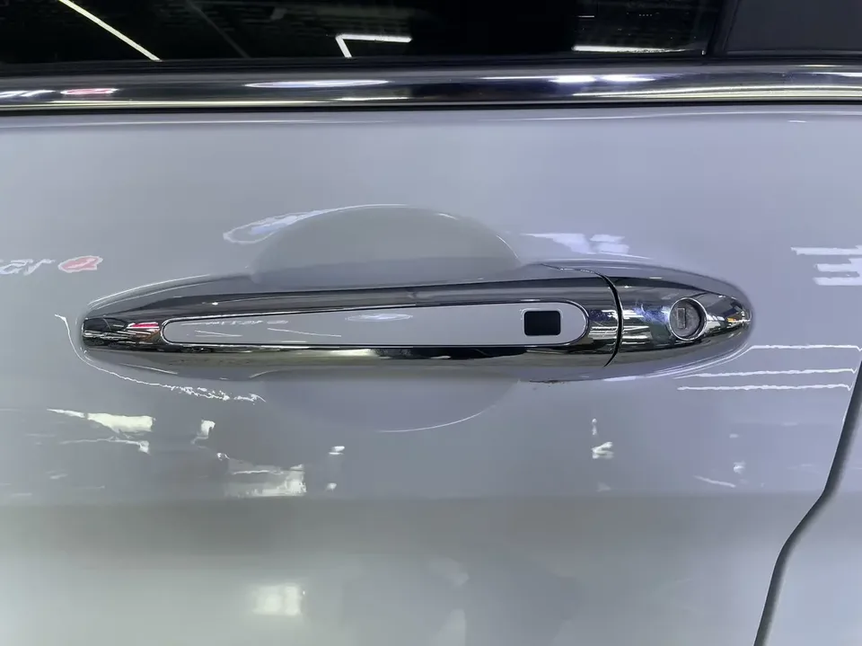 Haval M6 Haval M6 2021 PLUS 1.5T DCT Luxury Intelligent Connection 2022 — thumbnail 3