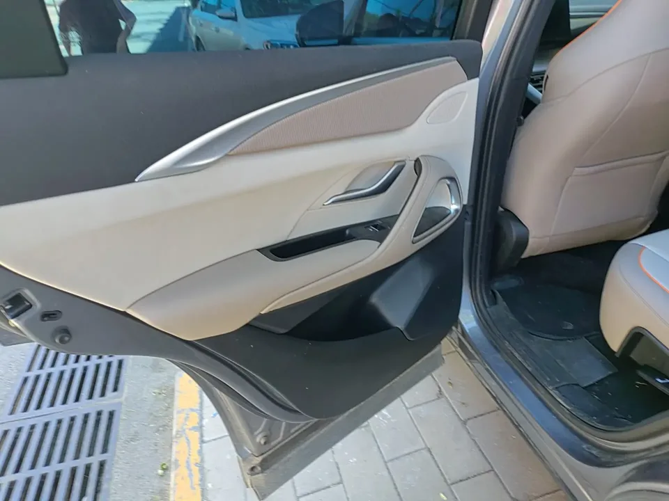 BYD Song Pro DM Song Pro DM 2024 DM-i Honor Edition 71km Pilot Edition 2025 — thumbnail 5